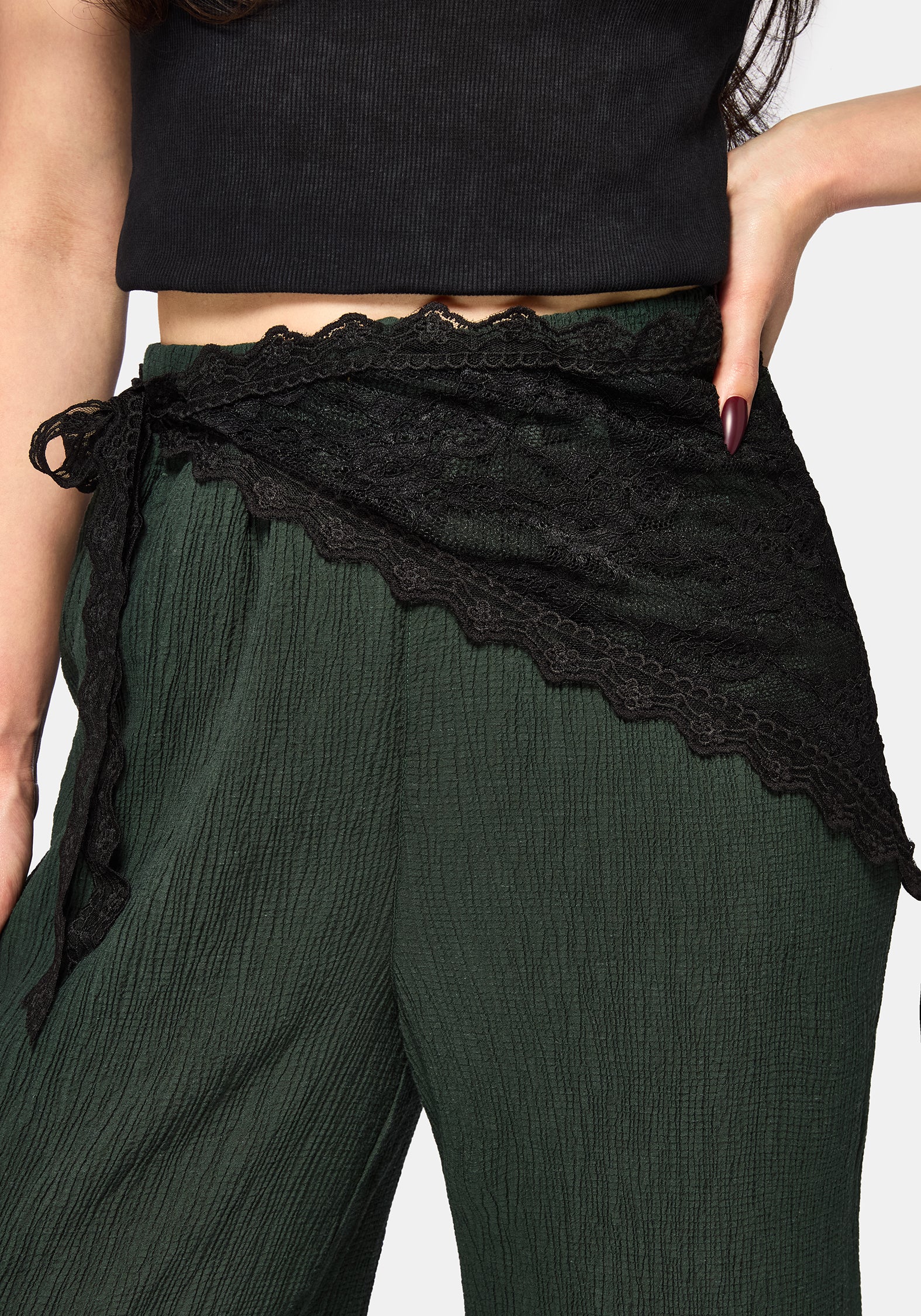Vivilla Lace Triangle Scarf