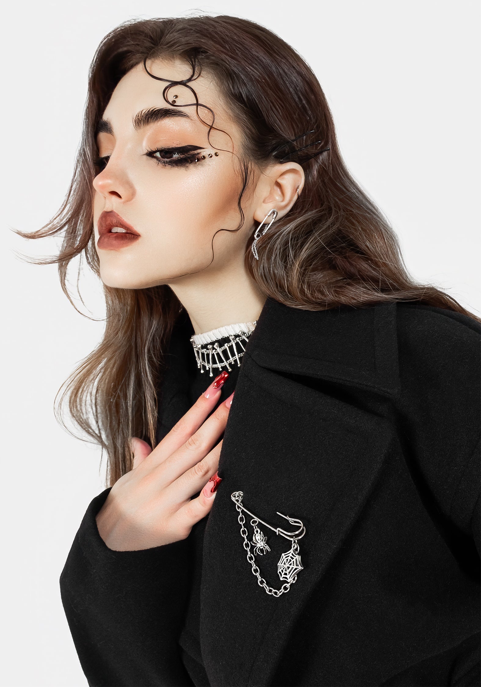 Disturbia | Meltdown Oversized Coat with Brooch - Black | Coats