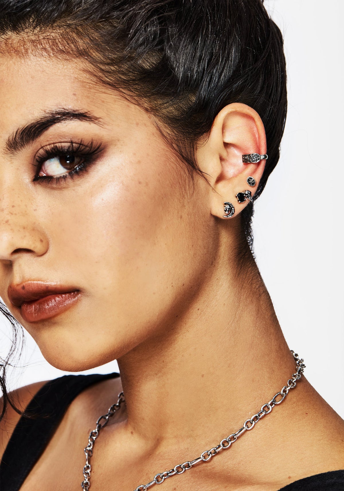 Moira Skull Stud Earrings Set