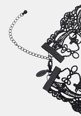 Ambryne Lace Choker
