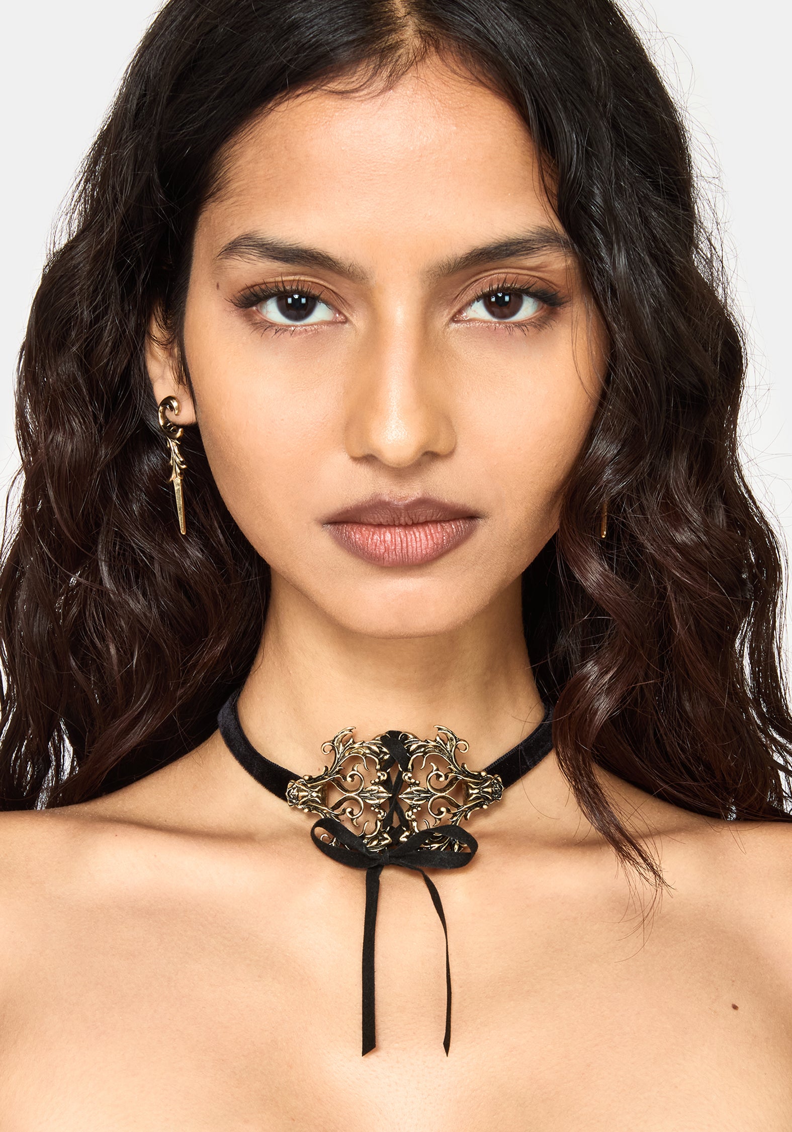 Aurelium Ornate Ribbon Choker