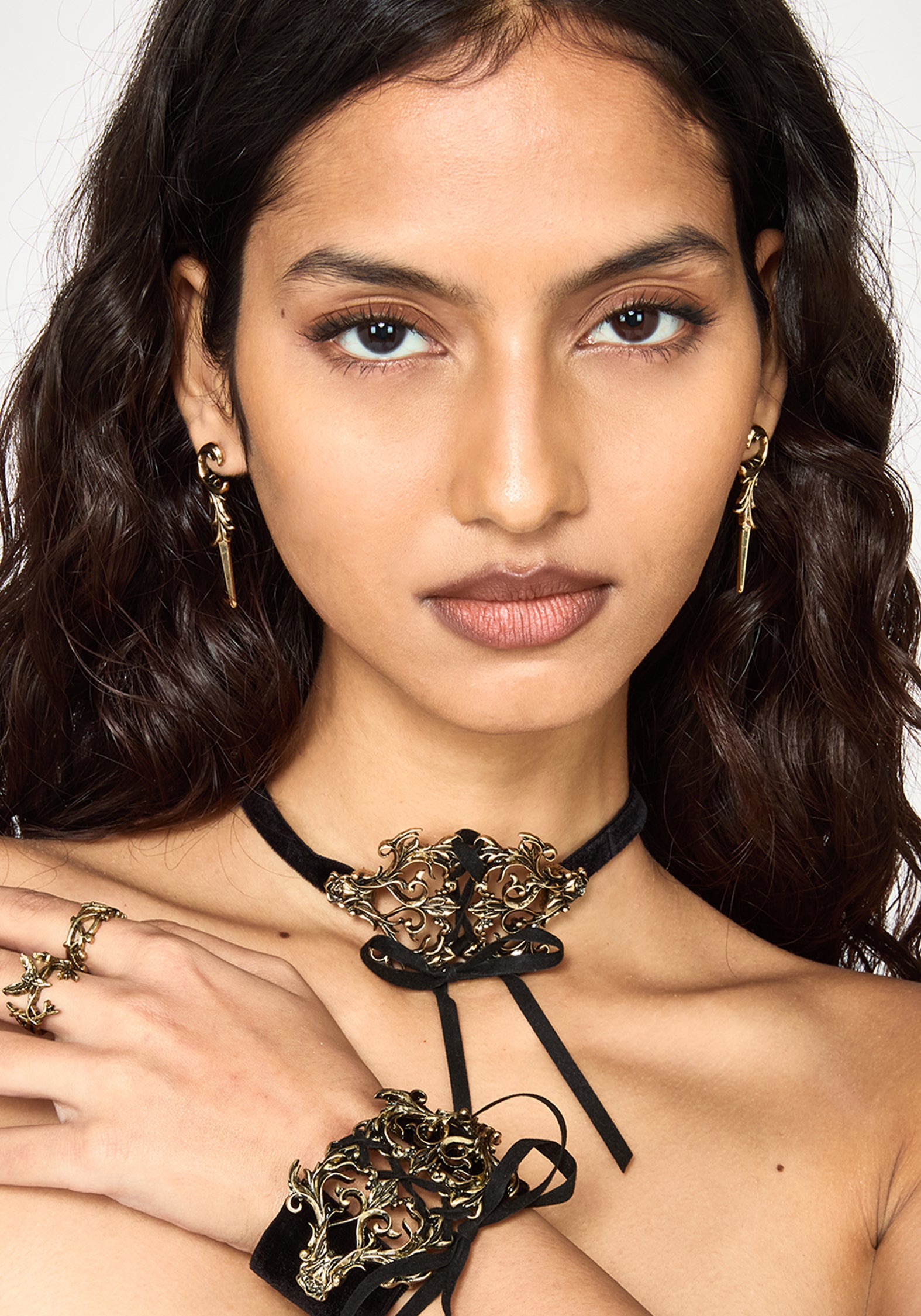 Aurelium Ornate Ribbon Choker
