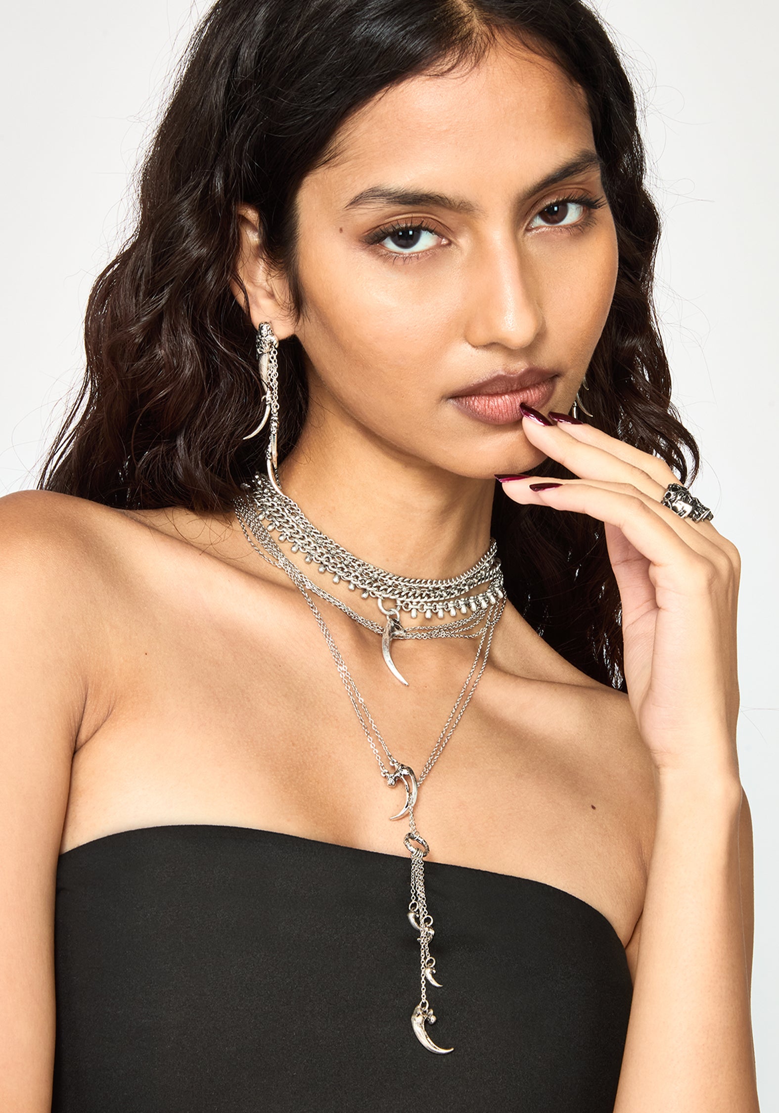 Valuma Layered Claw Necklace