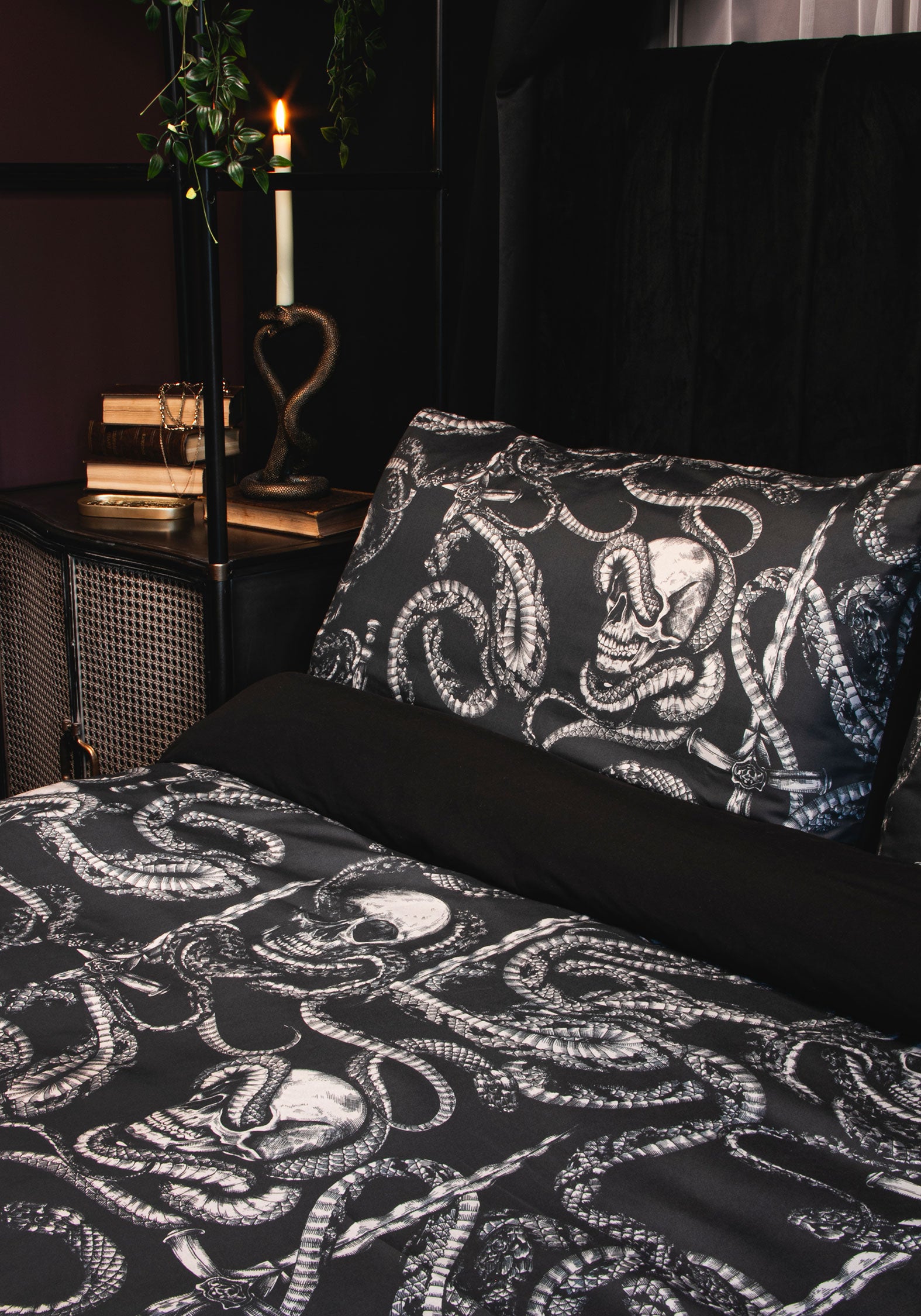 Ophion Bedding Set - EU King