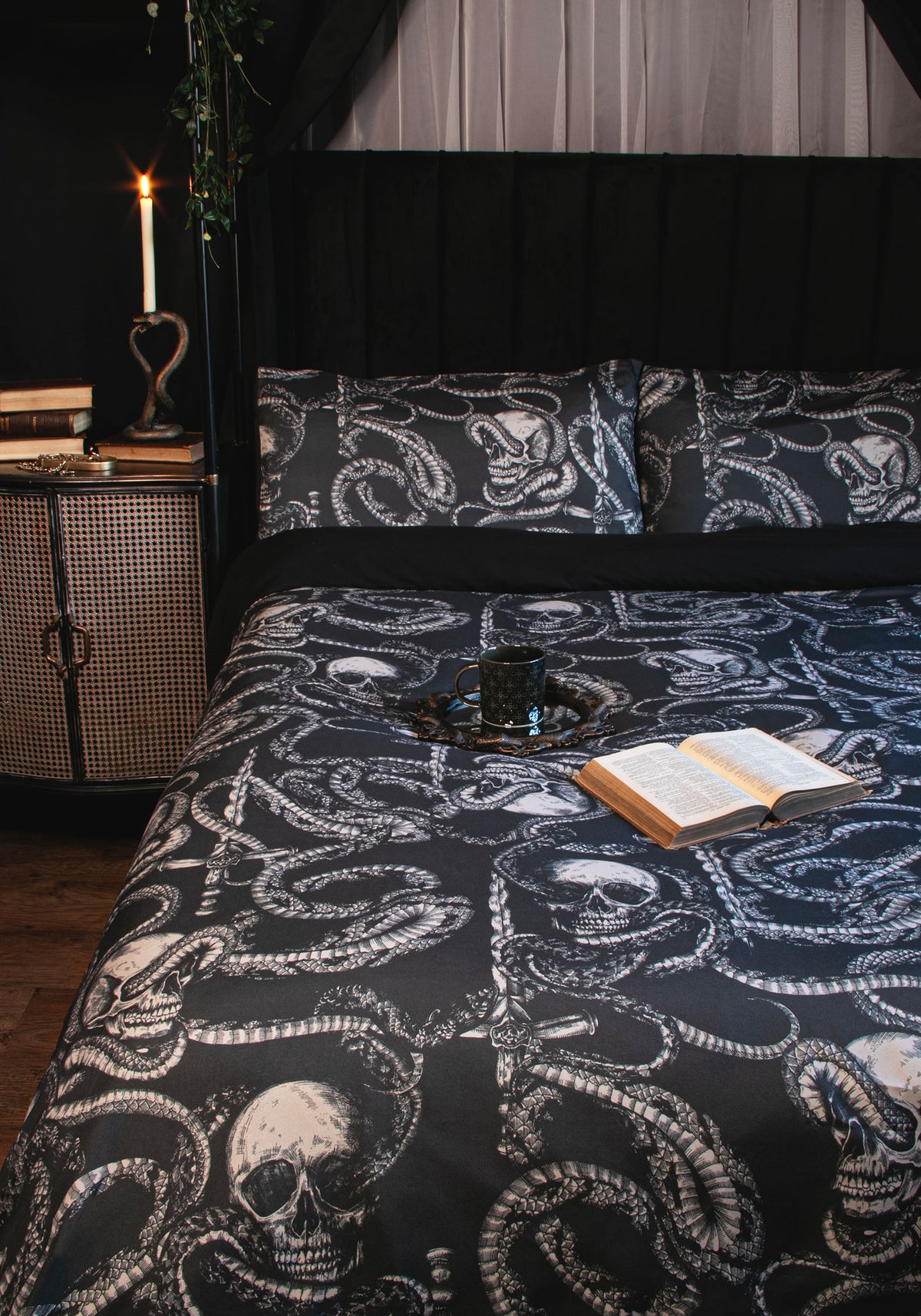 Ophion Bedding Set - EU King