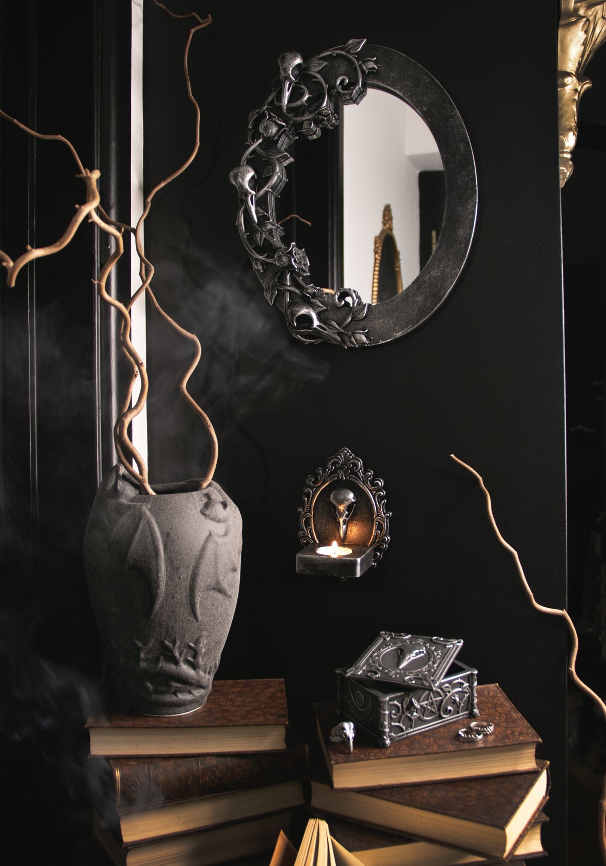 Corvus Tea light Wall Hanging
