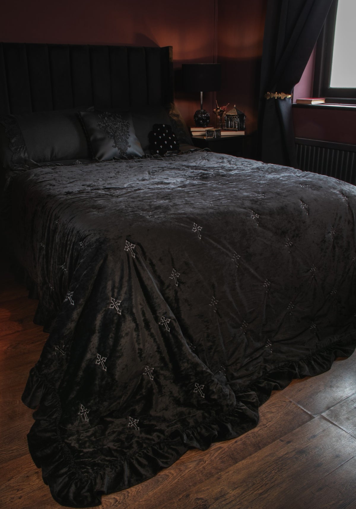 Vurlo Crushed Velvet Embroidered Cross Blanket