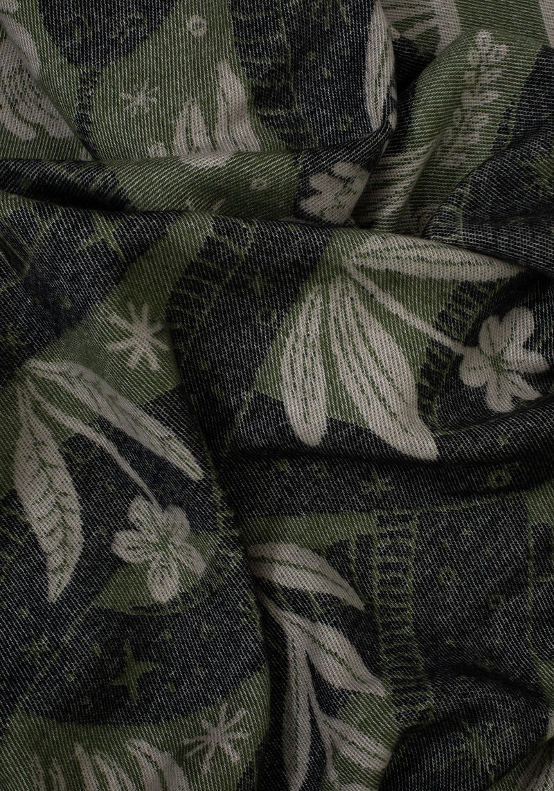 Deception Floral Snake Woven Blanket - Green