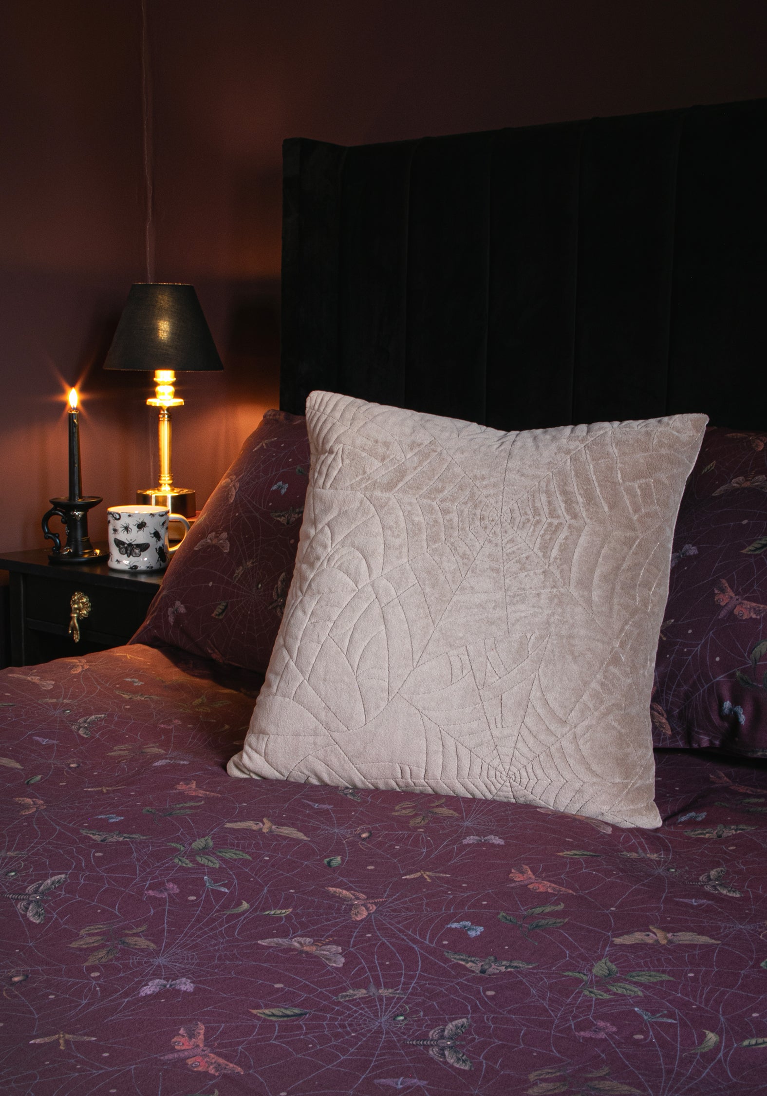 Celia Moth Web Bedding (EU King)