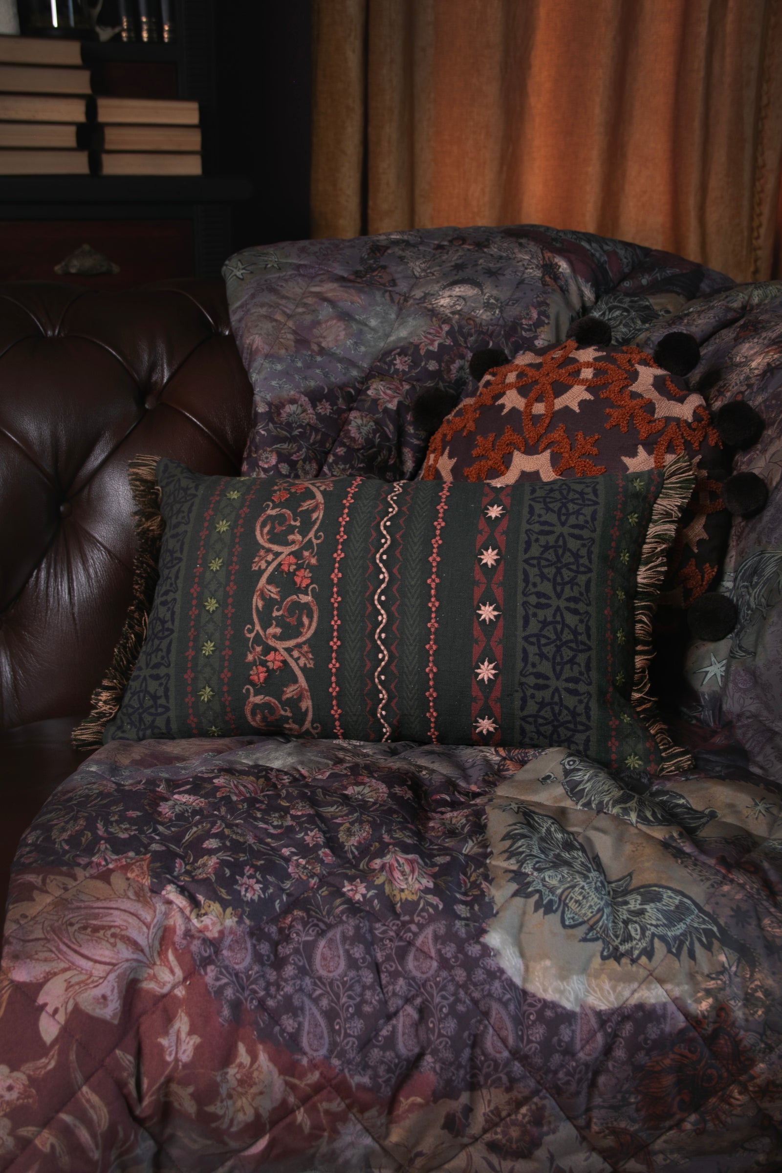 Veluna Print Throw