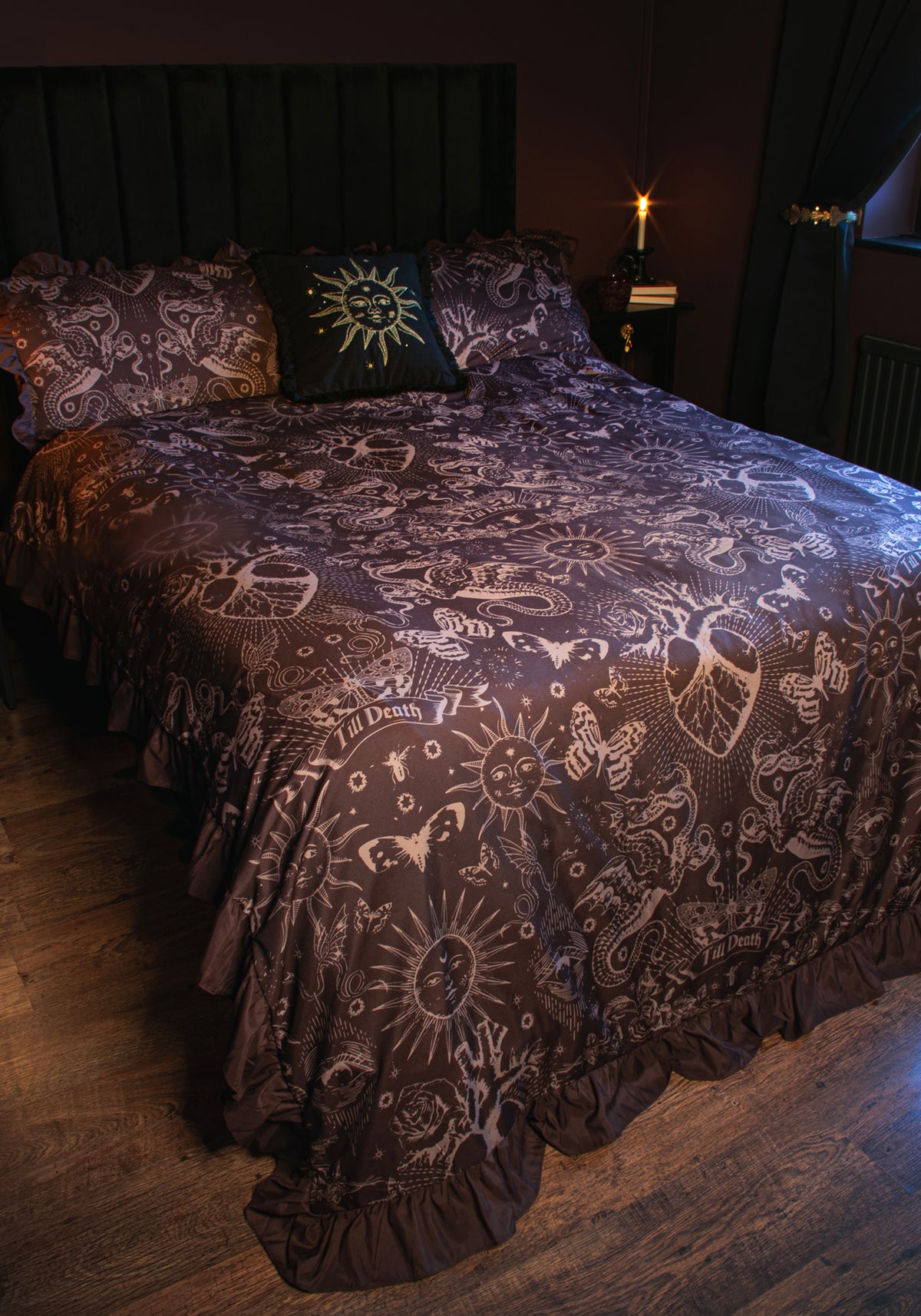 Paramour Frilled Edge Tattoo Print Bedding Set (EU Double)