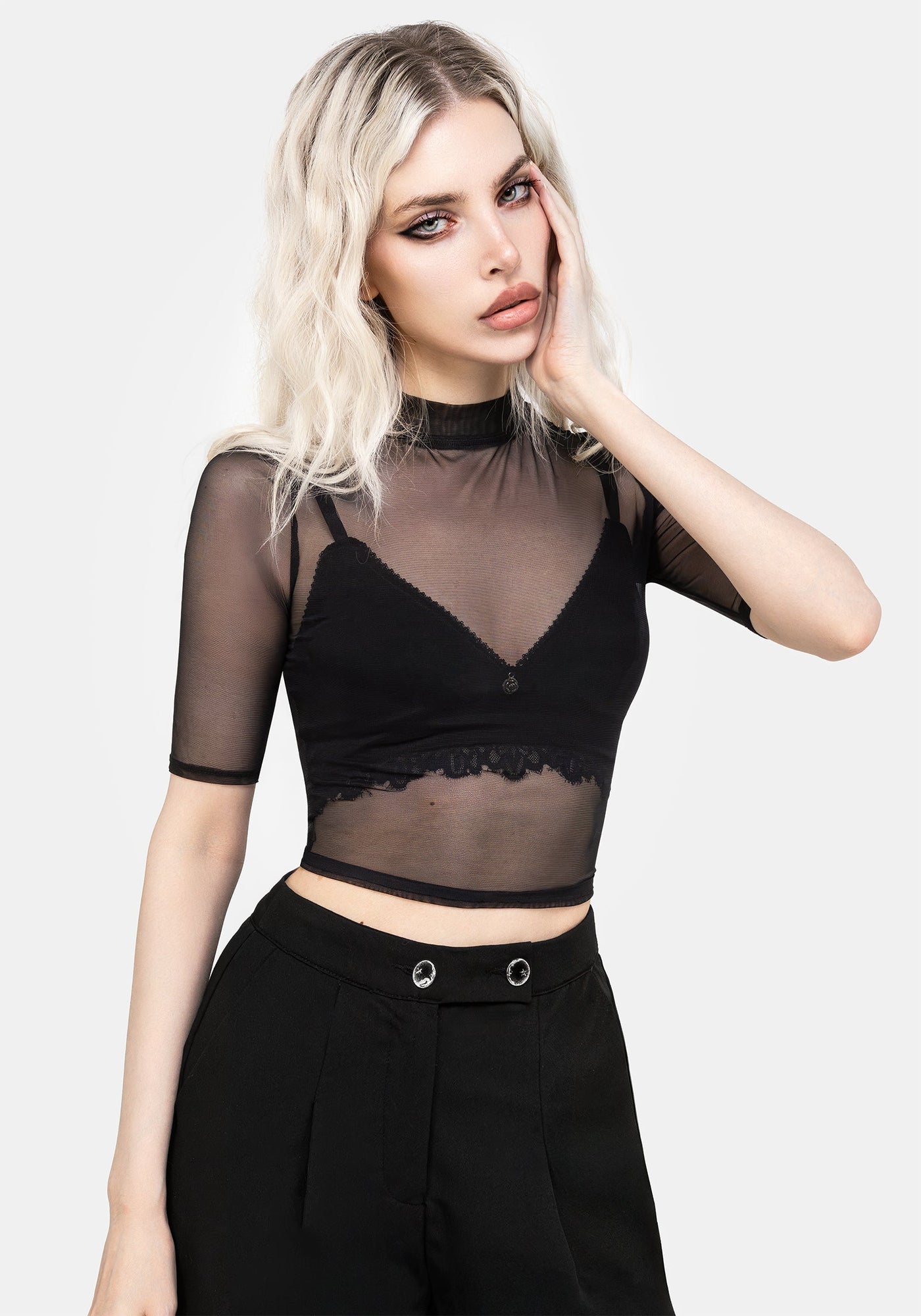 SS23M95_JINXMESHSHORTSLEEVETOP