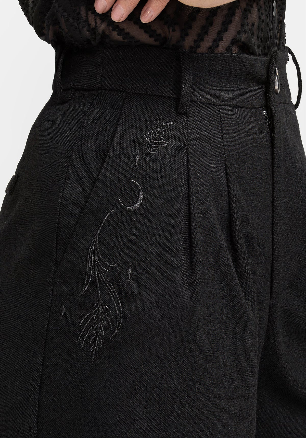 Dianne Embroidered Balloon Trousers - Black