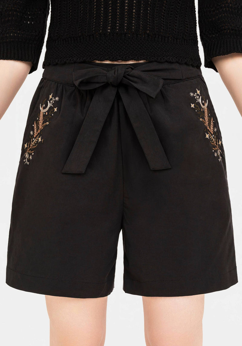 Abellona Embroidered Belted Short