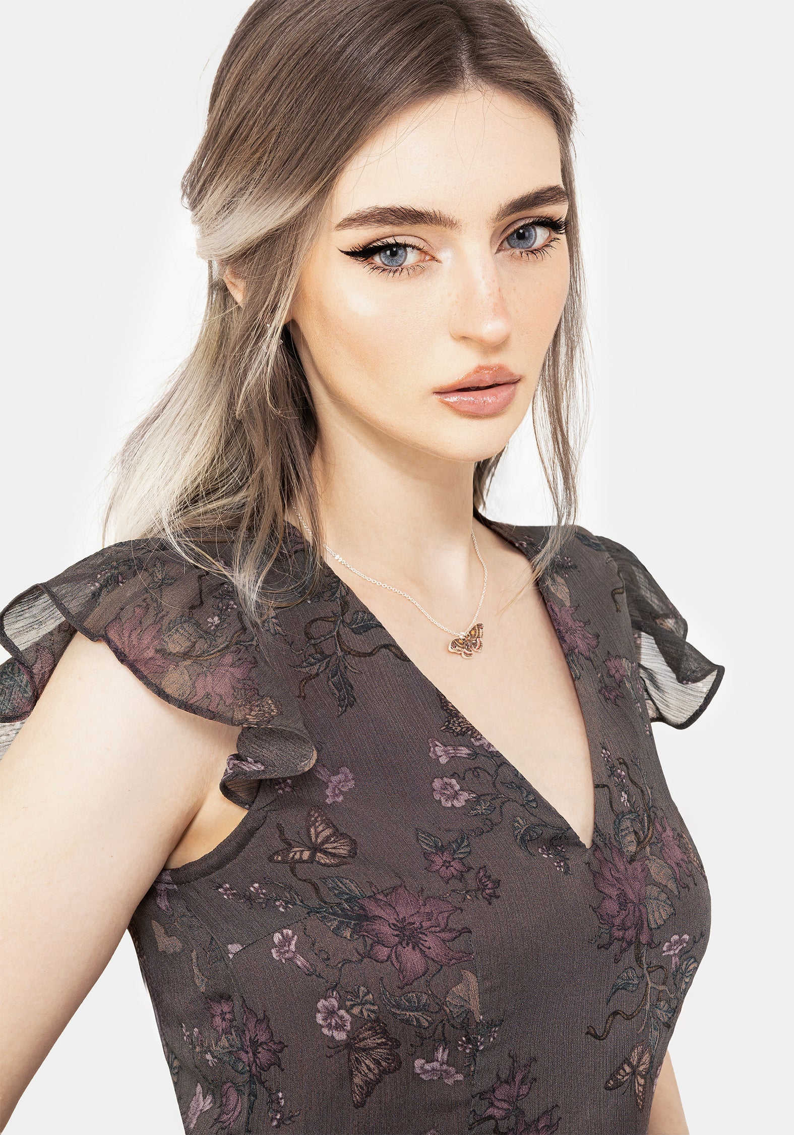 Arnora Chiffon Rüsche Detail Mini Kleid