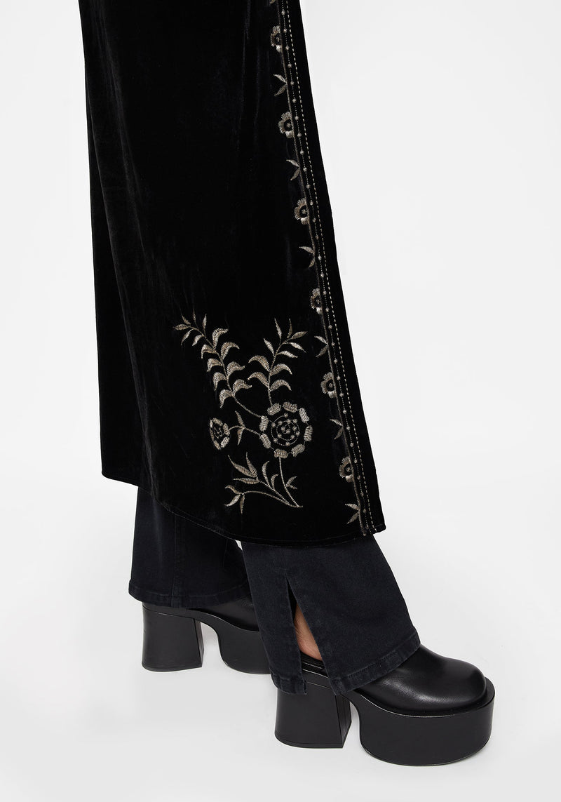 Kobra Velvet Snake Embroidered Longline Kimono