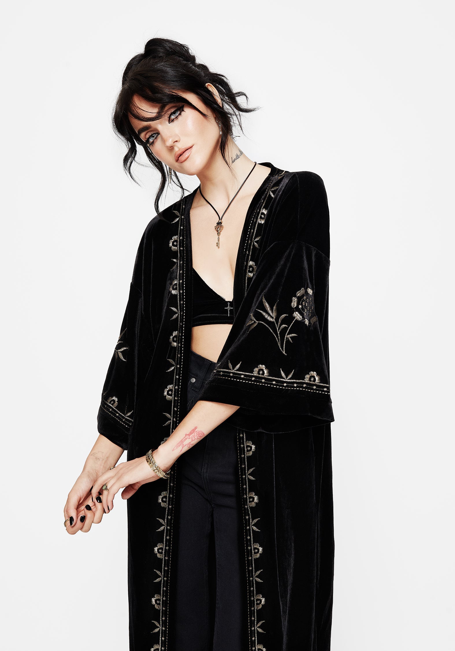Kobra Velvet Snake Embroidered Longline Kimono – Disturbia