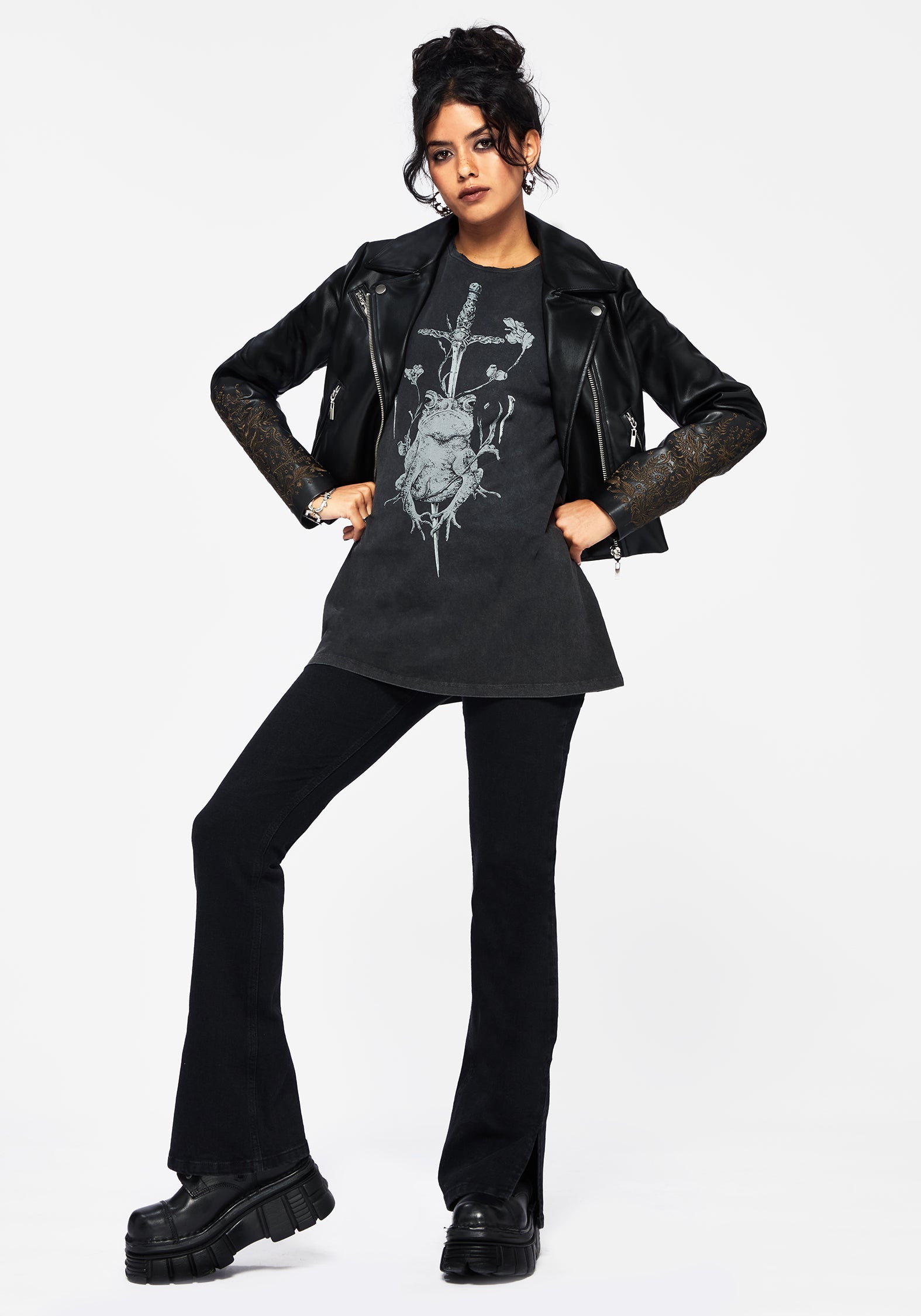Anura Oversized Acid Wash Frog Graphic Print T-shirt