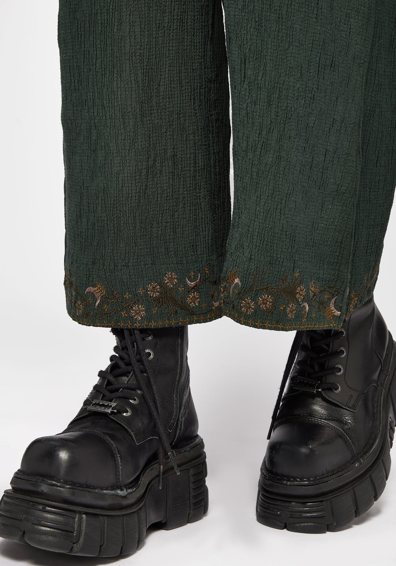 Elio Crinkle Embroidered Culotte